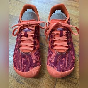 Merrell Women's Vapor Glove 4 Sneaker Goldfish - Size 8